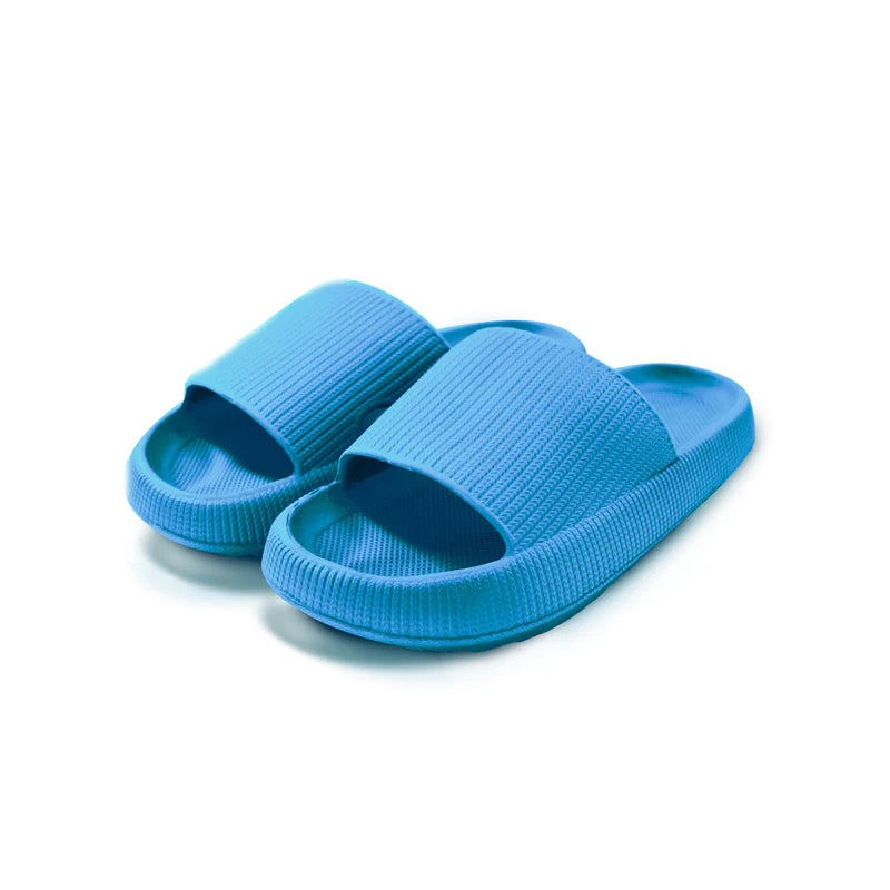 SlipGuard ™ - Slippers men wear